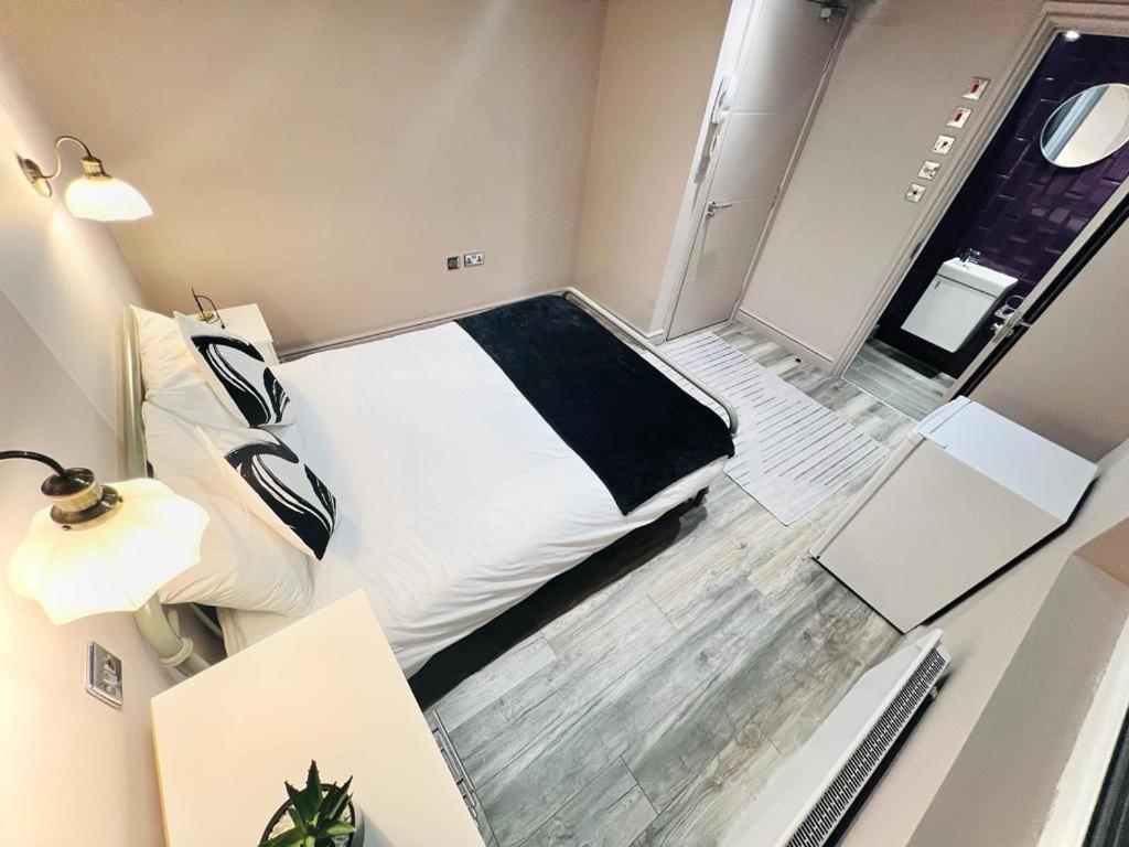 London Crescent House Top Location Ensuites Rooms Great Value Buitenkant foto