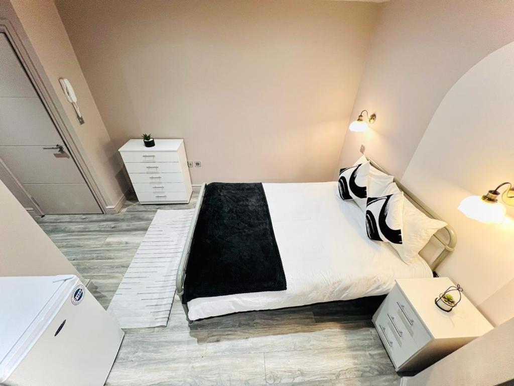 London Crescent House Top Location Ensuites Rooms Great Value Buitenkant foto