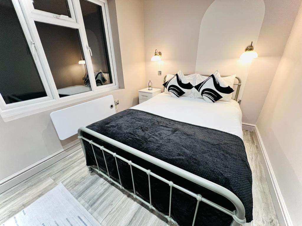 London Crescent House Top Location Ensuites Rooms Great Value Buitenkant foto